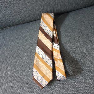 Vintage Christian Dior 100% Texturon Polyester 57 inch Neck Tie